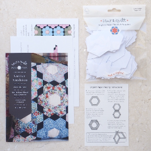 EPPパッチワーク・キット Cutter Cussion ヘキサゴンのクッションカバー 型紙セット Sew & Quilt